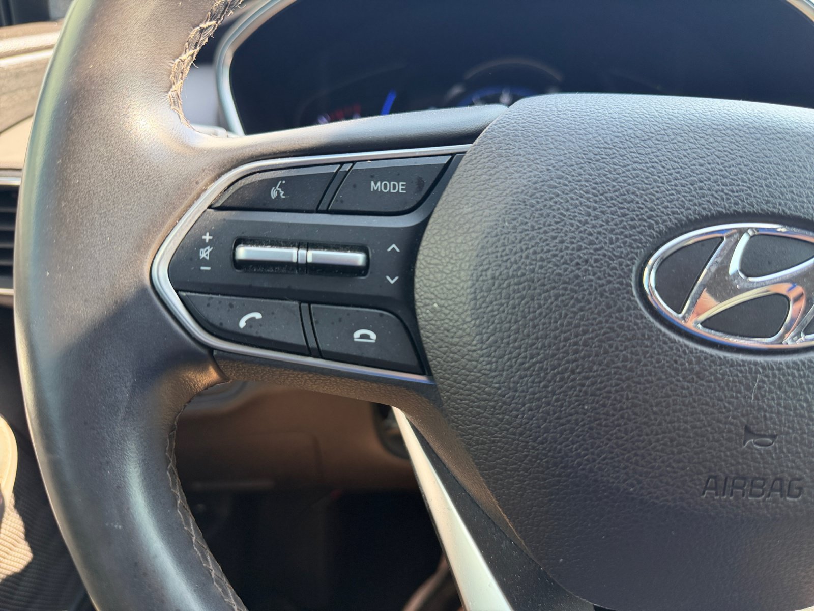 Used 2019 Hyundai Santa Fe FWD image 20