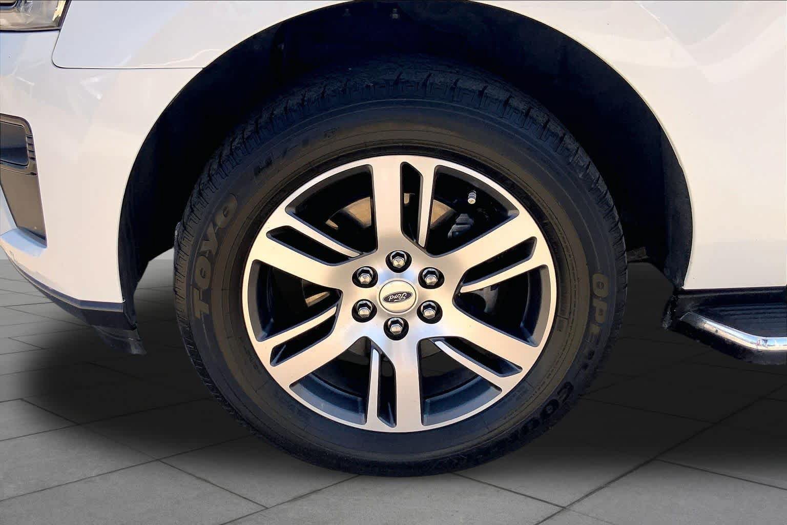 Certified 2023 Ford Expedition XLT AWD/4WD image 11