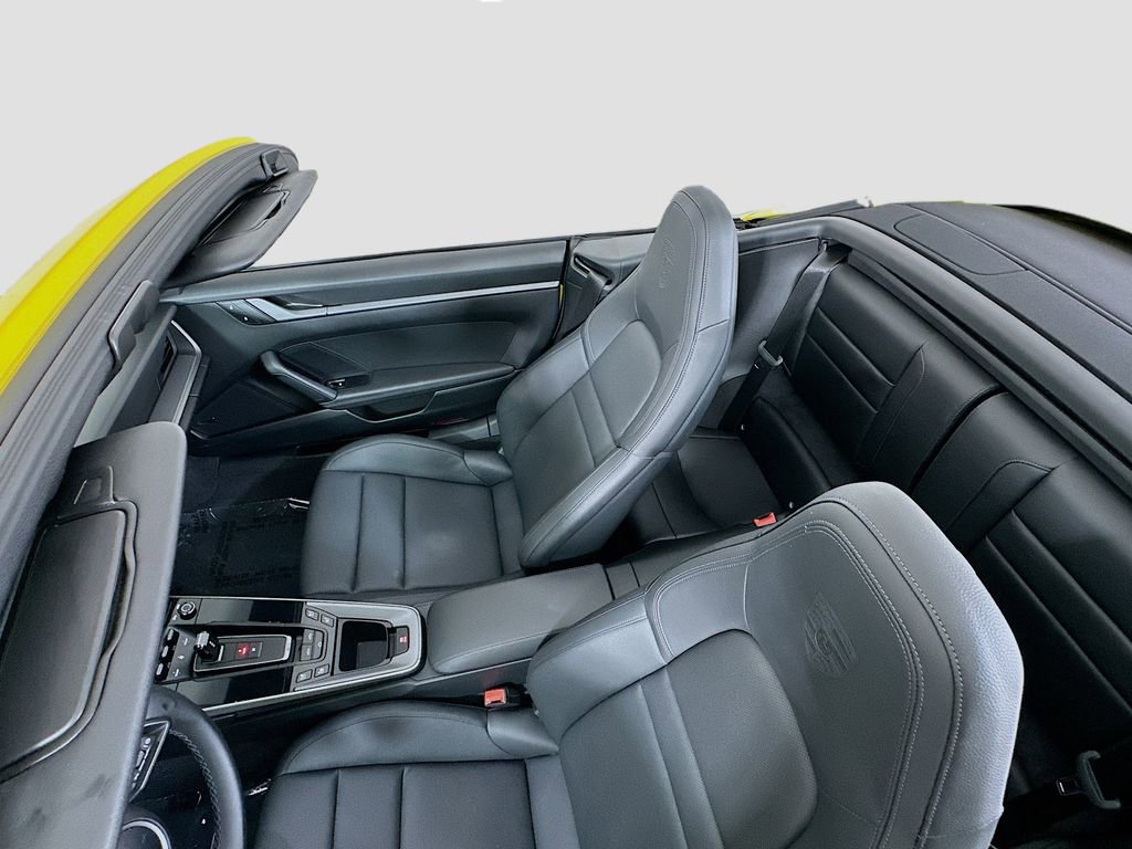 Used 2022 Porsche 911 Carrera image 14