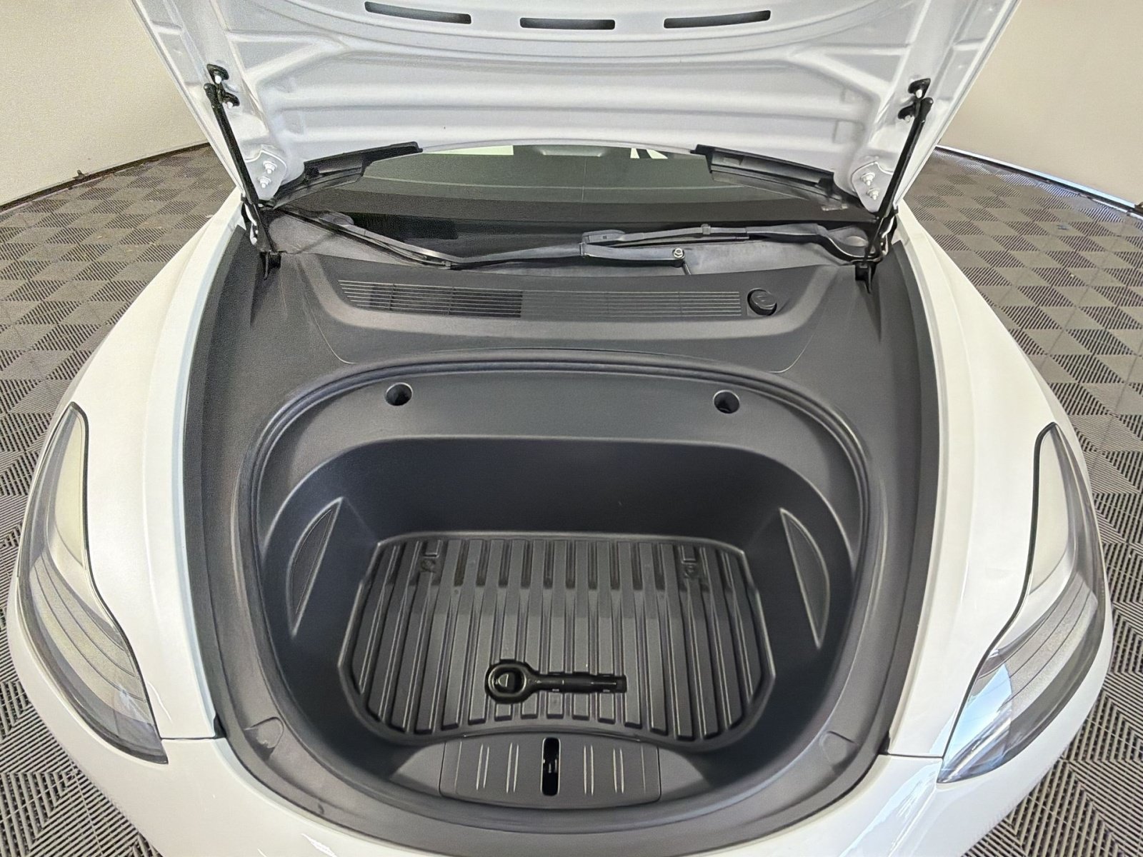 Used 2021 Tesla Model 3 Standard Range Plus RWD image 28