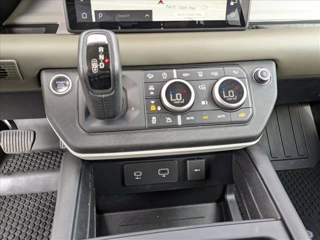 Used 2020 Land Rover Defender 110 HSE image 12