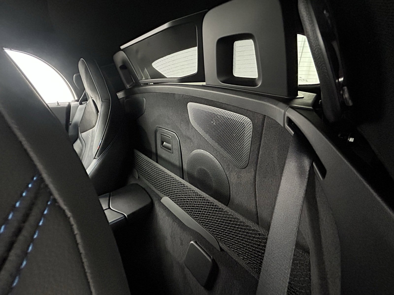 Used 2023 BMW Z4 M40i w/ Premium Package image 34