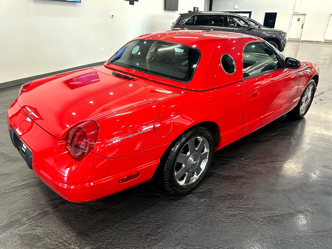 Used 2002 Ford Thunderbird image 5