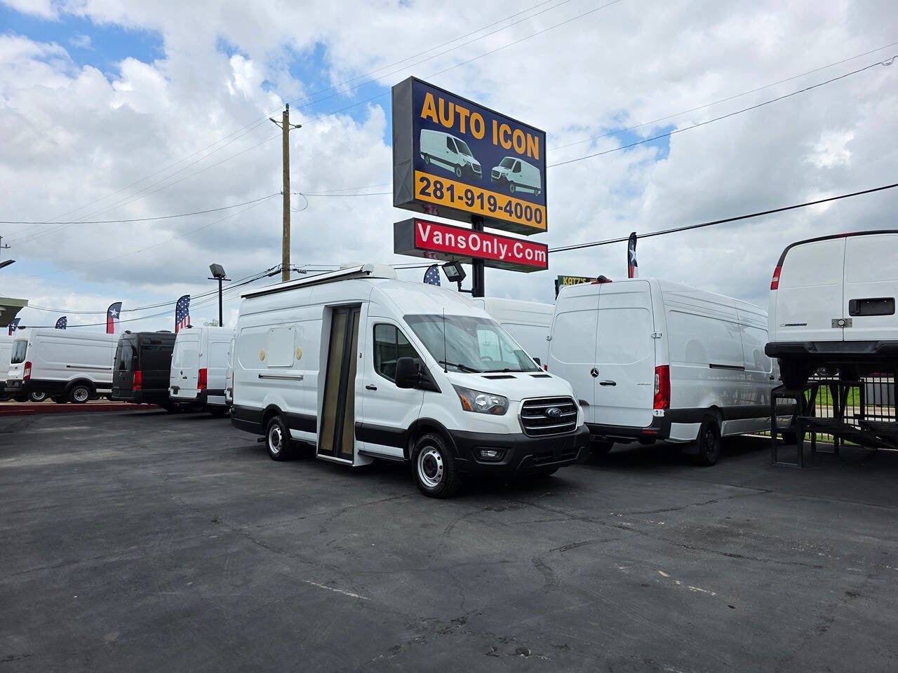 Used 2020 Ford Transit 350 148 High Roof Extended RWD image 31