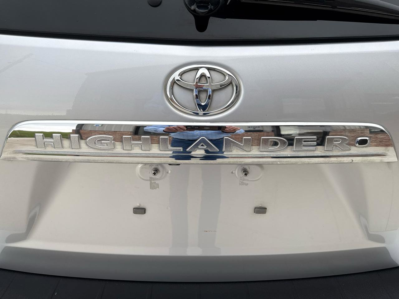 Used 2012 Toyota Highlander SE w/ Tow Pkg AWD/4WD image 58