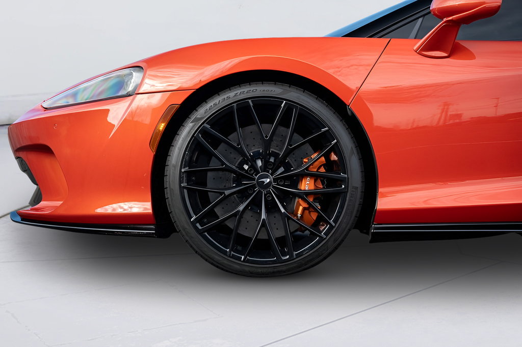Used 2023 McLaren GT RWD image 32