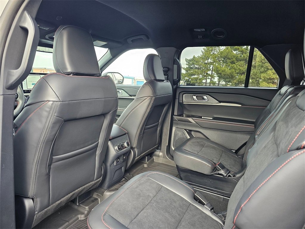 New 2026 Ford Explorer ST image 12