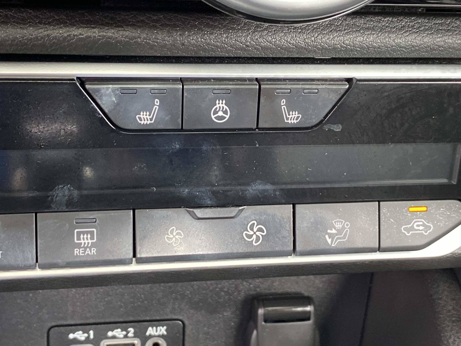 Used 2023 Nissan Sentra SR w/ SR Premium Package FWD image 16