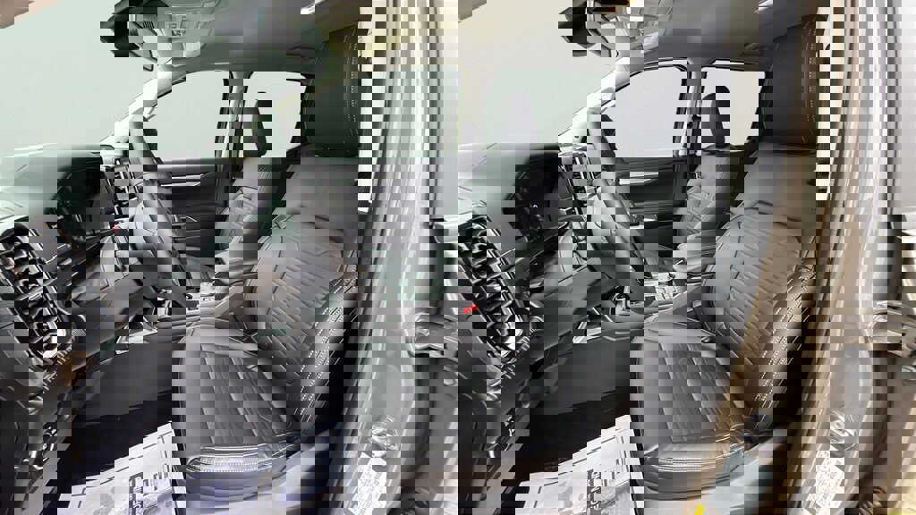 New 2025 Ford Ranger Lariat w/ FX4 Off-Road Package image 15