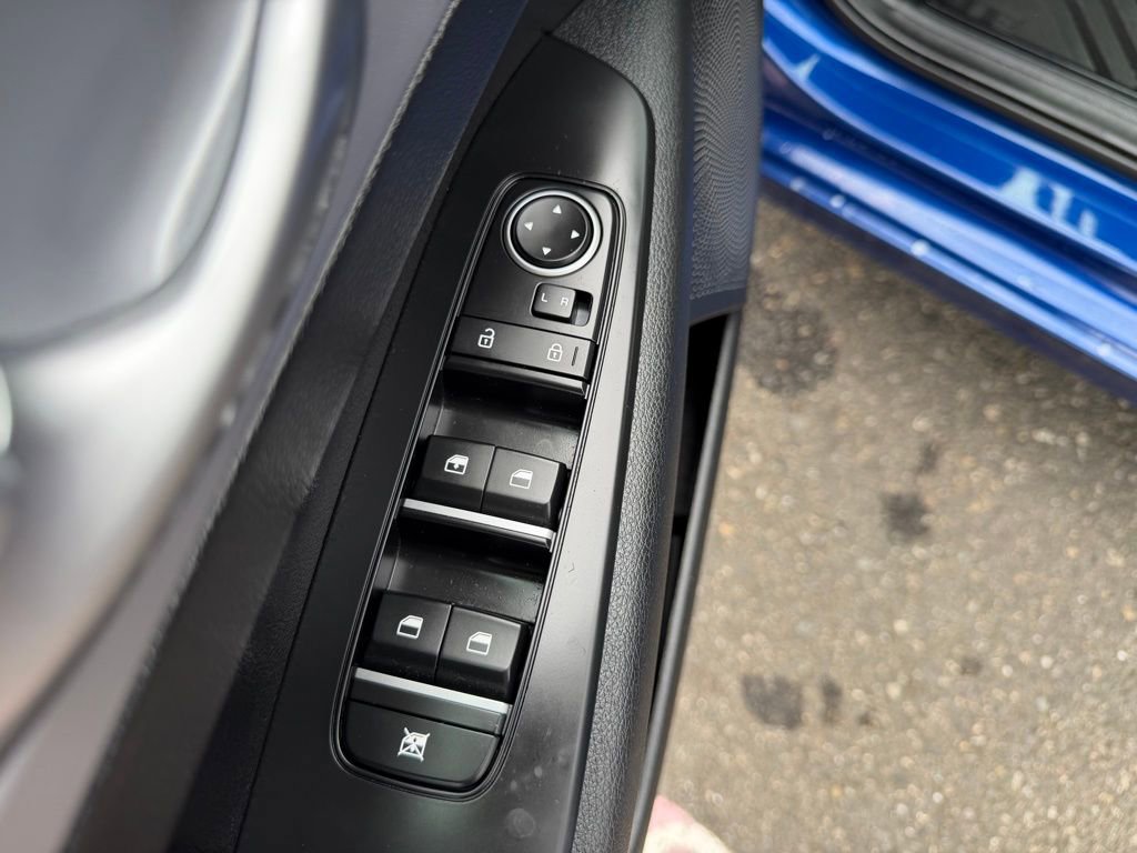Used 2024 Kia Forte LXS image 12
