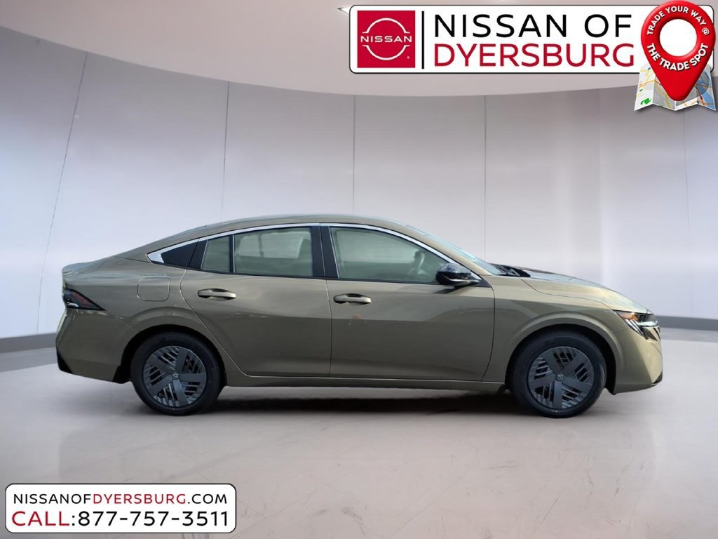 New 2027 Nissan Sentra SV w/ Floor Mat Package FWD image 2