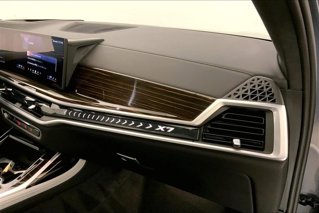 Certified 2026 BMW X7 xDrive40i image 23