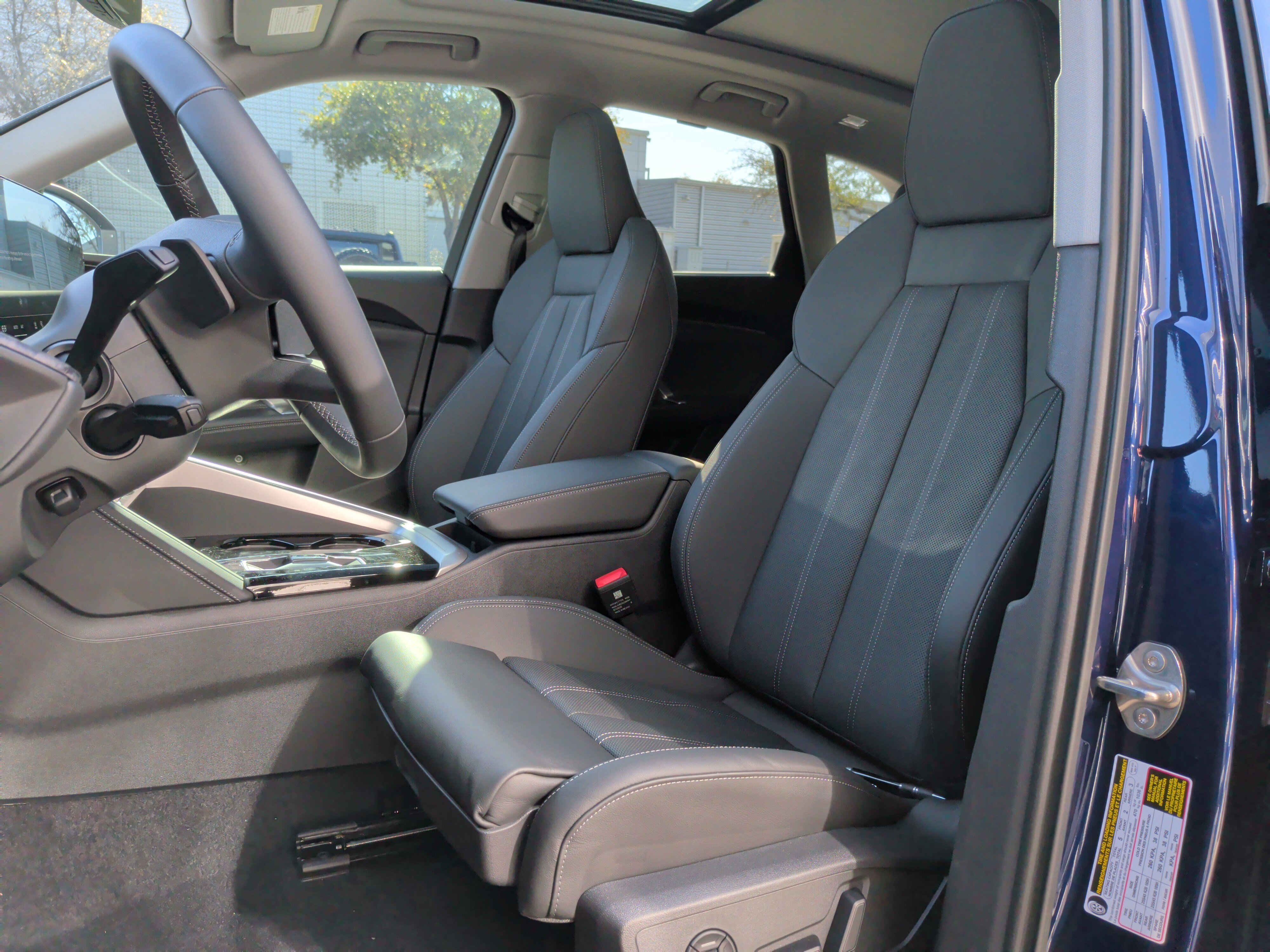 Used 2025 Audi Q5 Premium Plus image 16