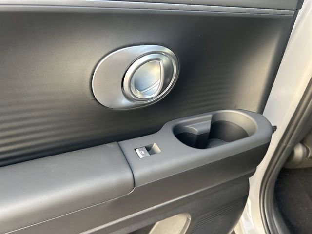 New 2026 Hyundai Ioniq 9 SE image 25