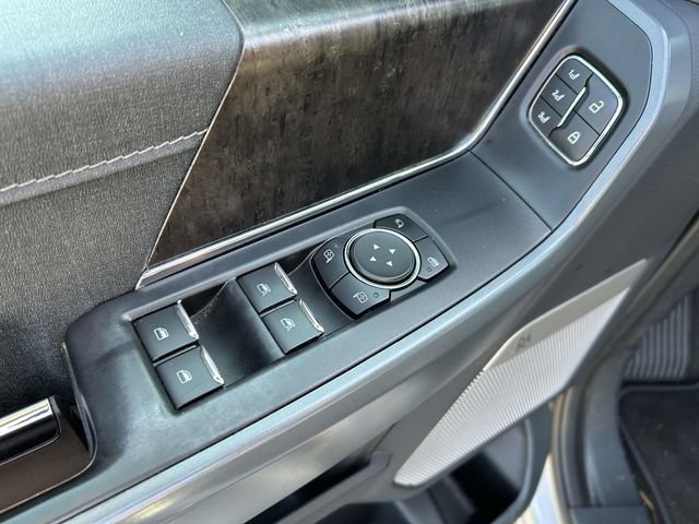 Used 2022 Ford F150 Lariat w/ Equipment Group 502A High AWD/4WD image 19