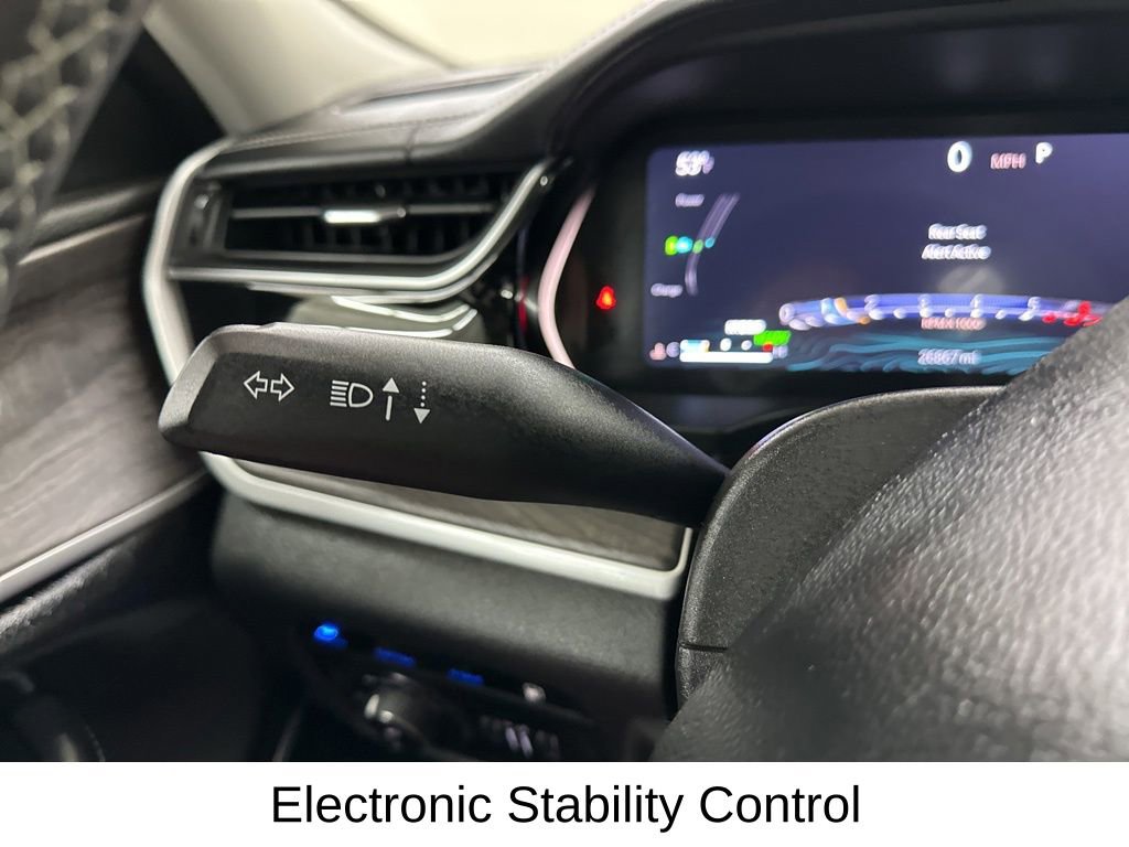 Used 2023 Jeep Grand Cherokee 4WD 4xe image 36