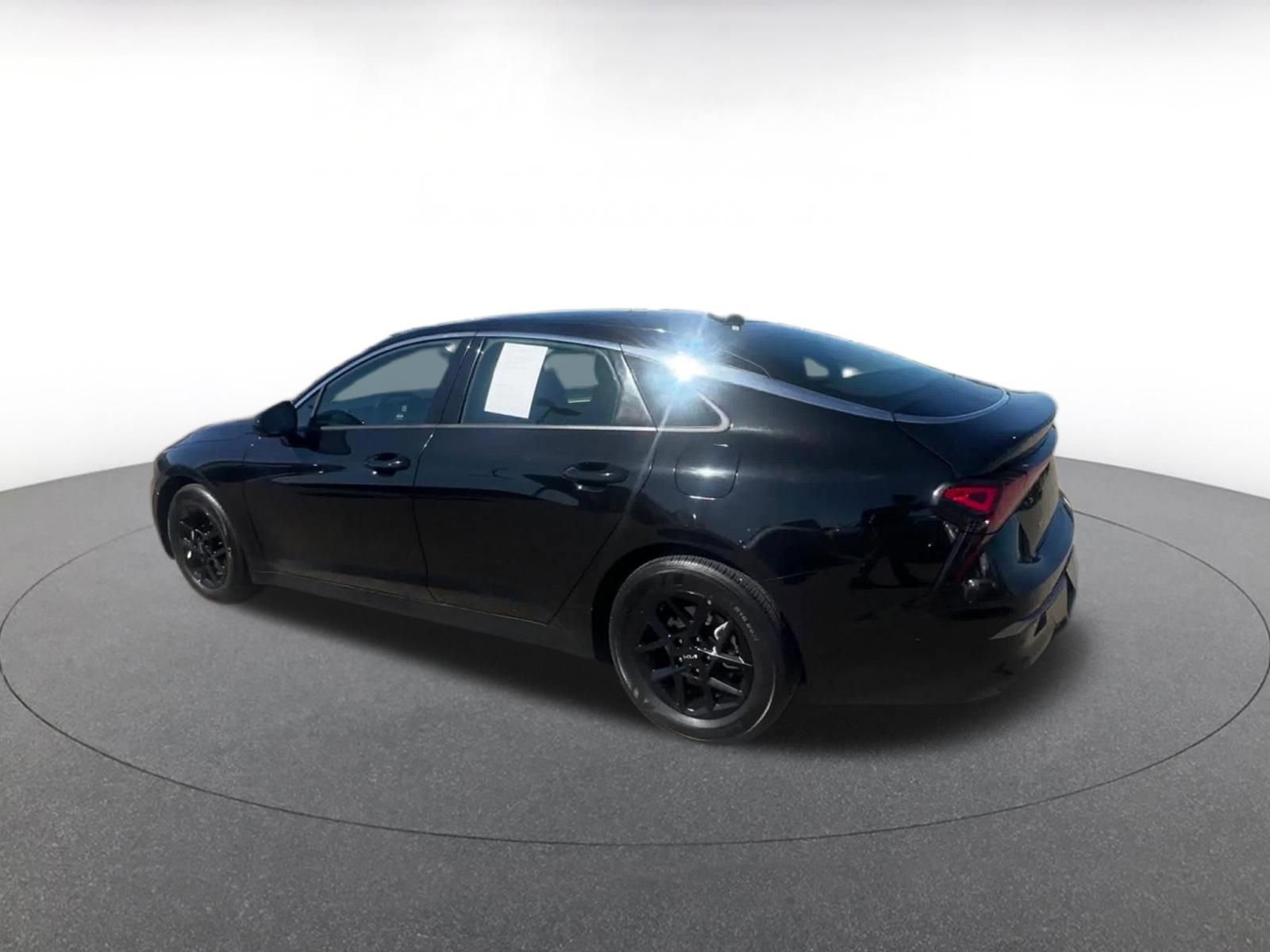 Used 2025 Kia K5 LXS image 10