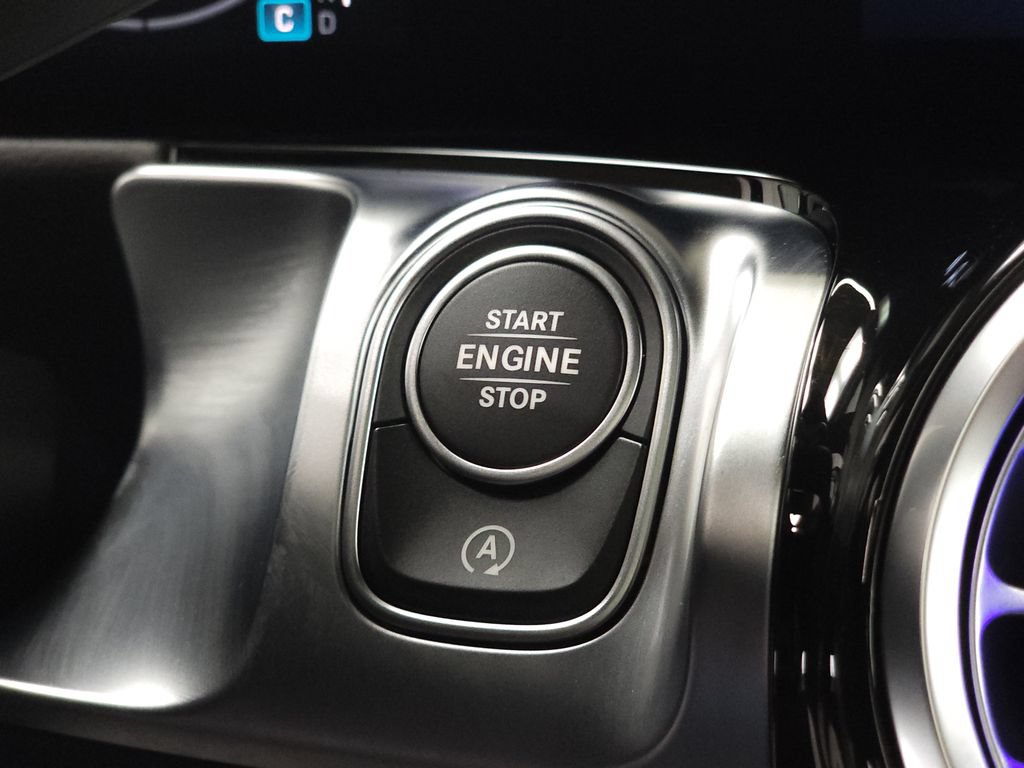 Certified 2026 Mercedes-Benz GLB 250 4MATIC image 15