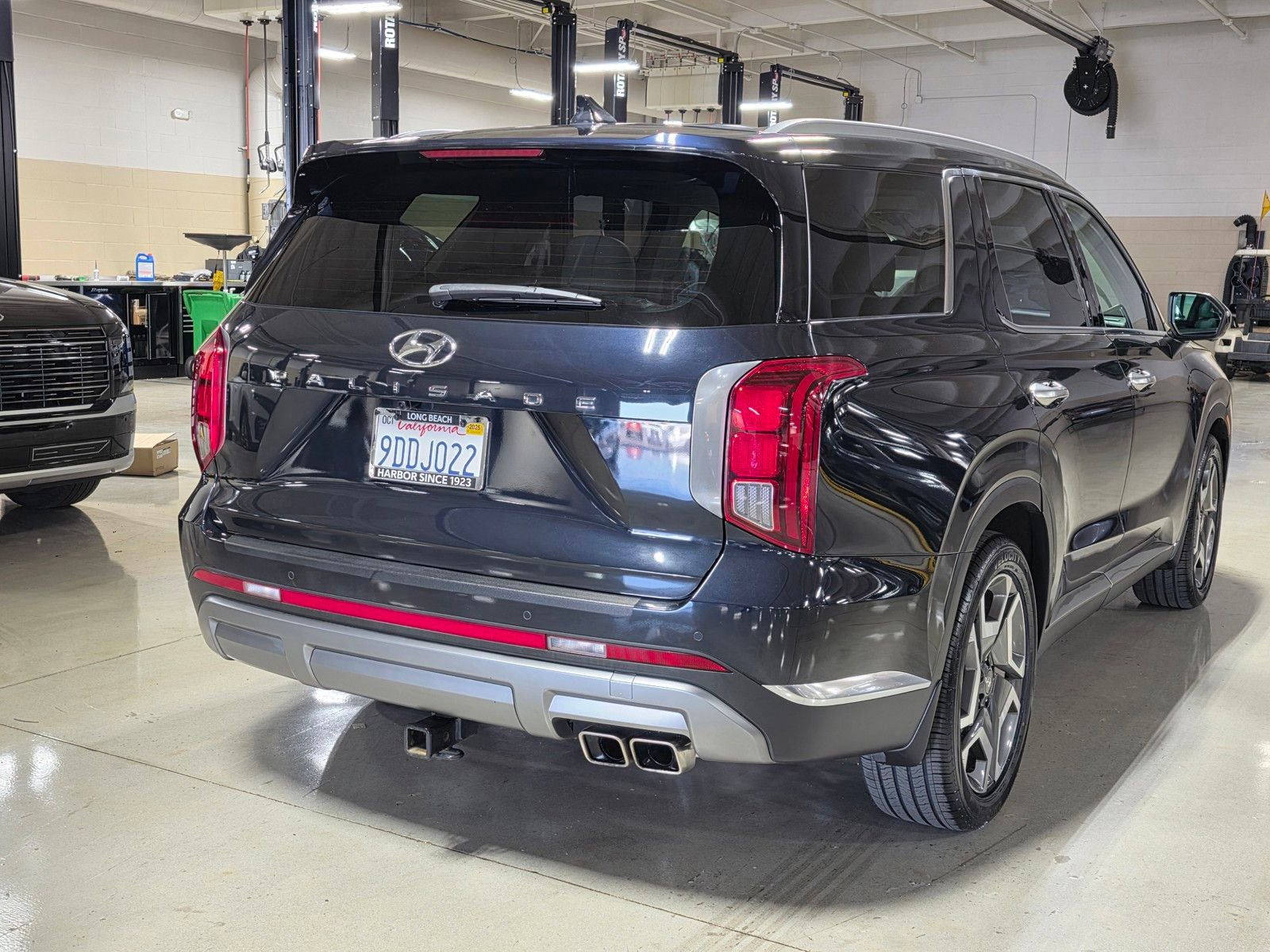 Used 2023 Hyundai Palisade Limited image 11