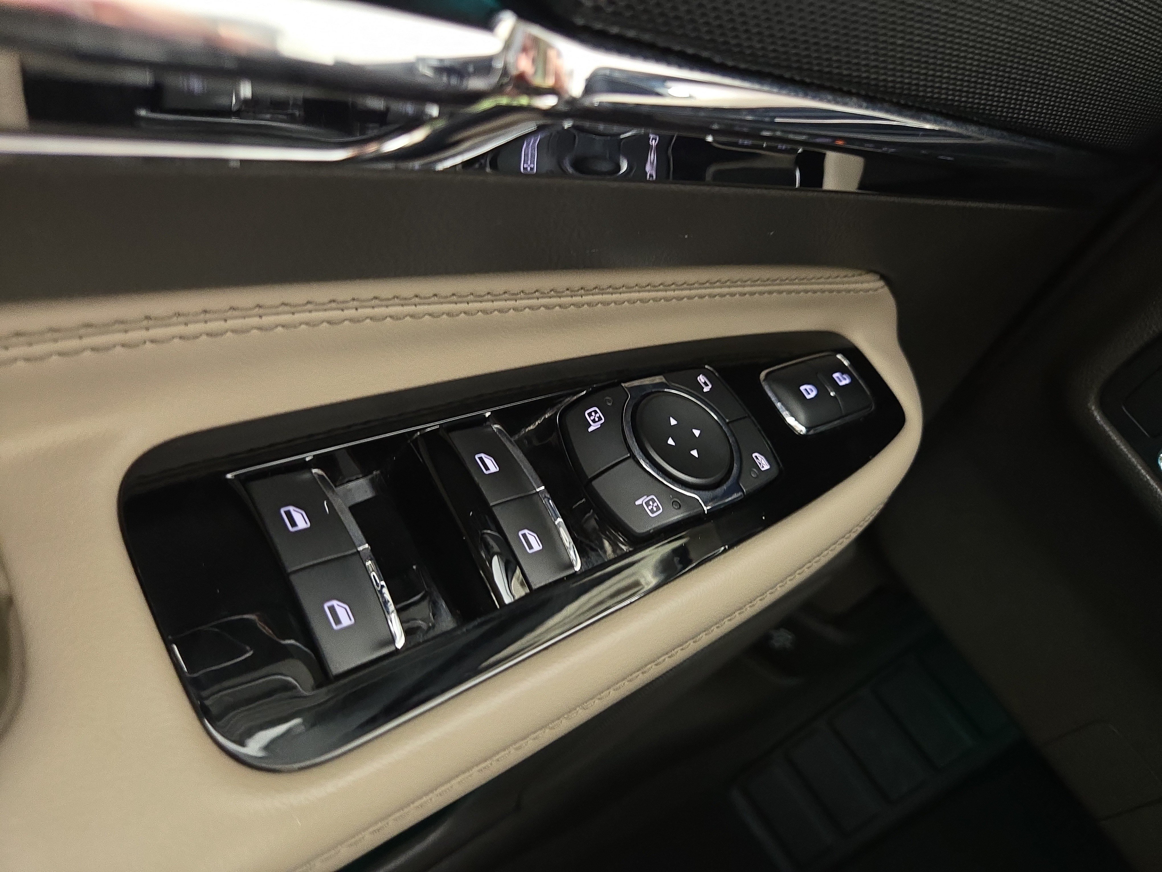 Used 2022 Lincoln Corsair Reserve w/ Luxury Package AWD/4WD image 32