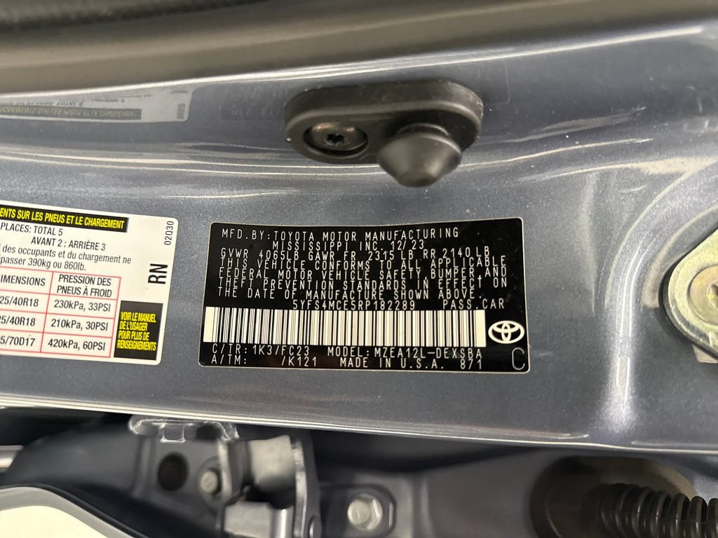 Used 2024 Toyota Corolla SE w/ SE Convenience Package FWD image 29