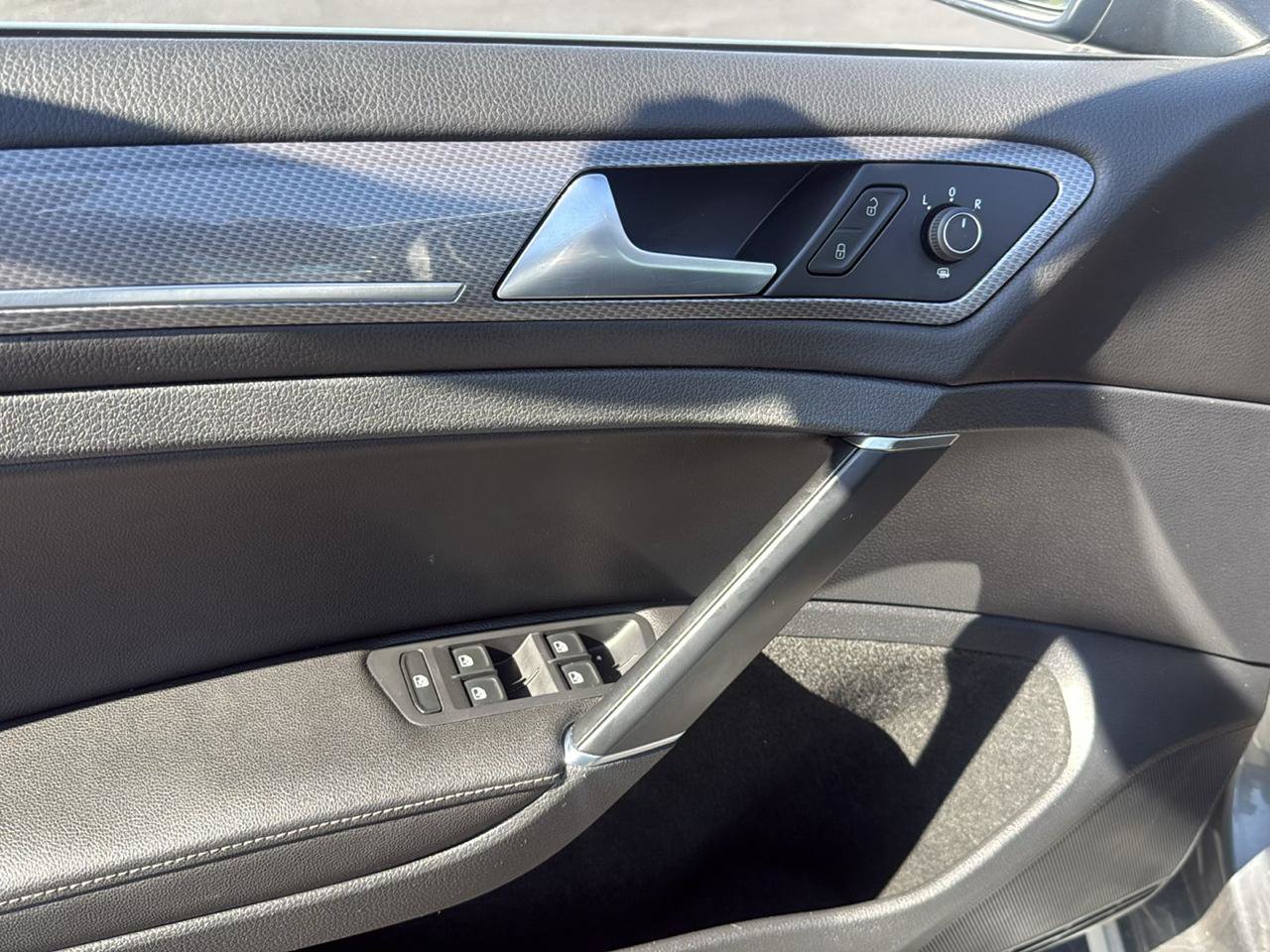 Used 2018 Volkswagen Golf Alltrack S AWD/4WD image 10
