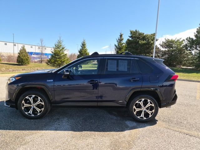 Used 2021 Toyota RAV4 XSE w/ Weather Package image 11
