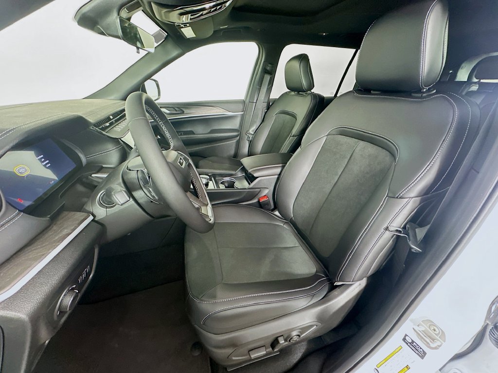 New 2026 Jeep Grand Cherokee L 4WD image 29