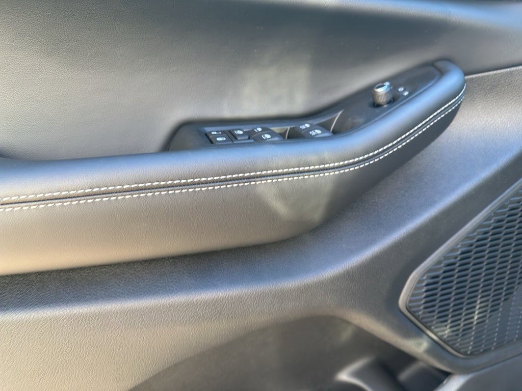 New 2025 Jeep Grand Cherokee Laredo X RWD image 11