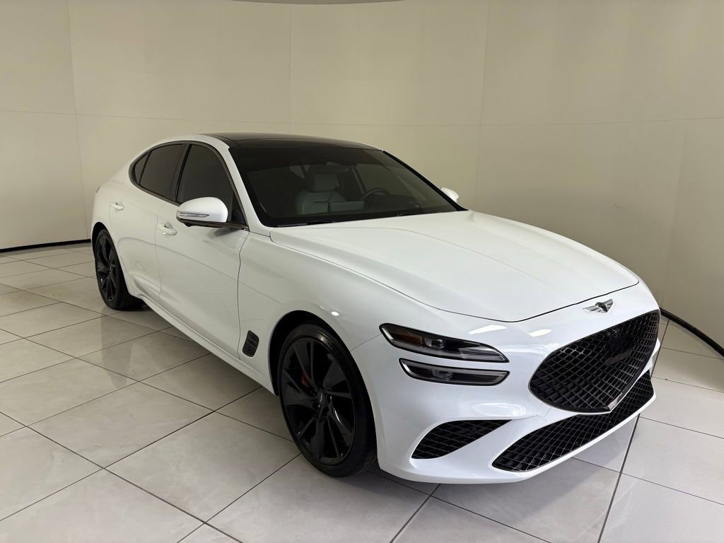 Used 2023 Genesis G70 3.3T w/ Sport Prestige Package image 7