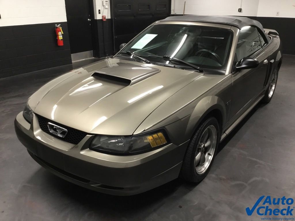 Used 2001 Ford Mustang GT image 17