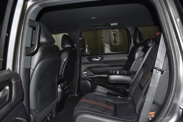 Used 2025 Nissan Armada PRO-4X image 31