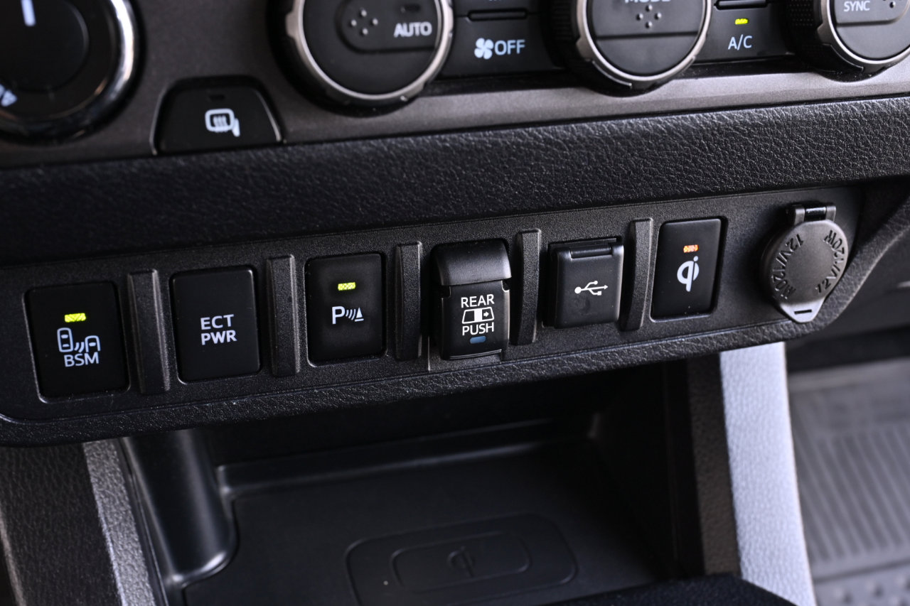 Used 2021 Toyota Tacoma TRD Off-Road w/ Technology Package image 37