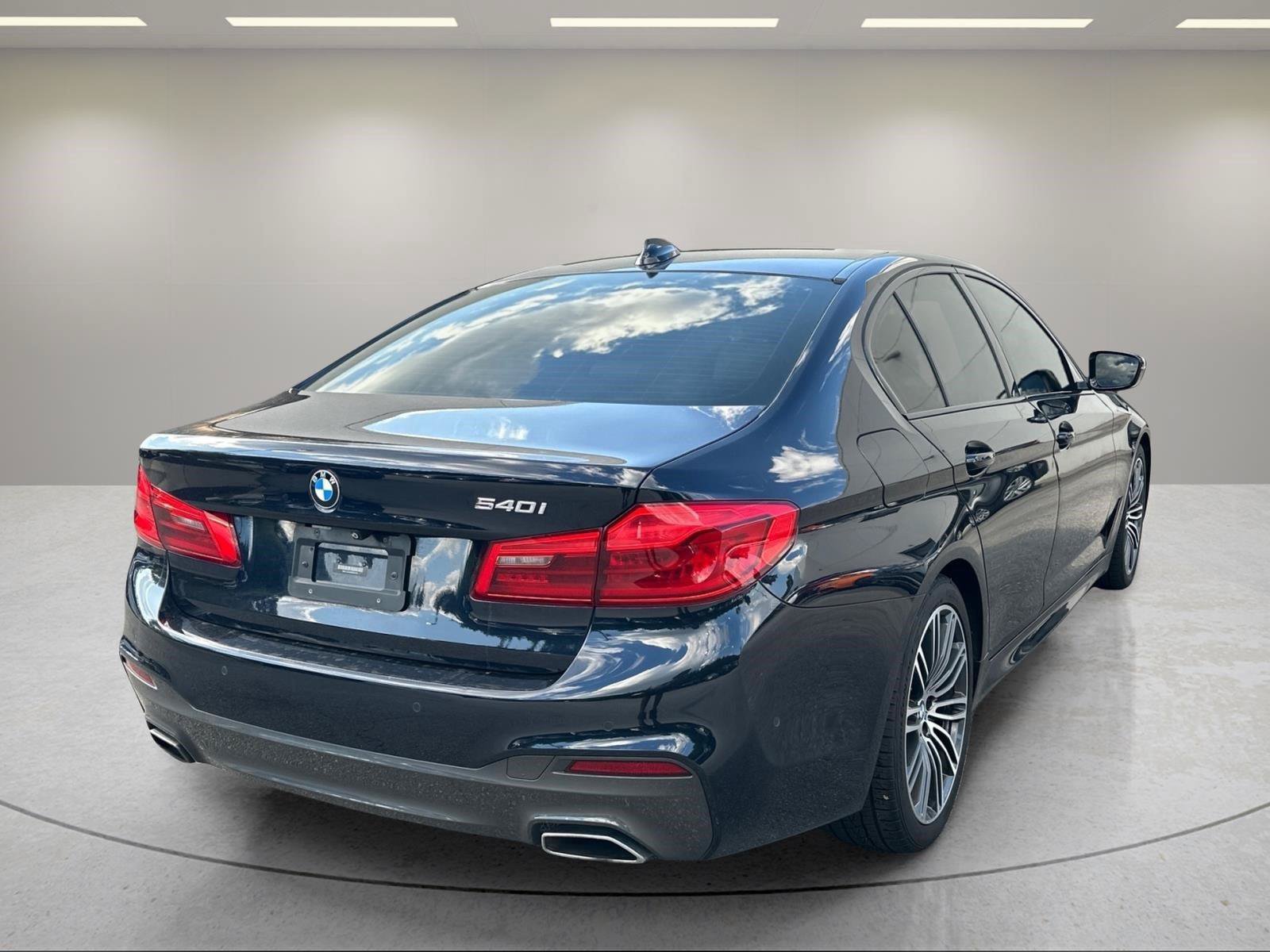 Used 2019 BMW 540i RWD image 6