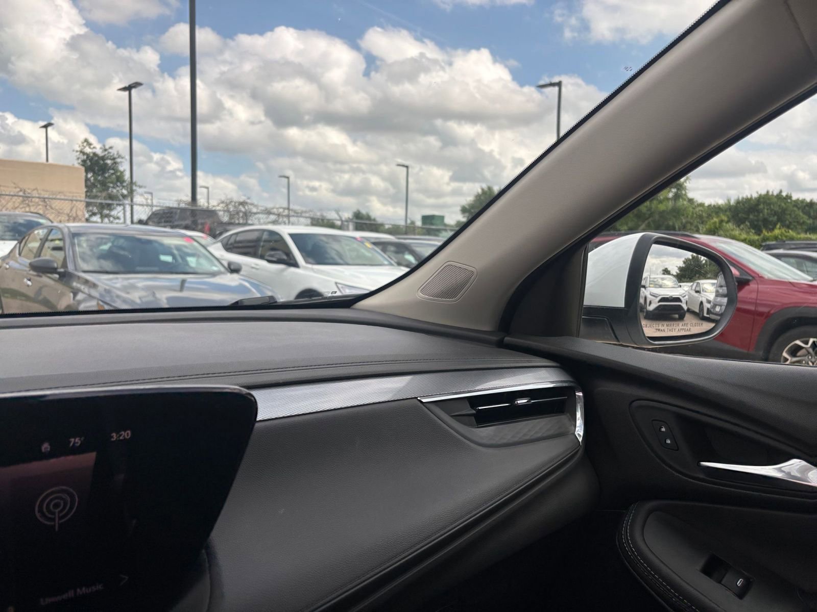 Used 2025 Buick Encore GX Preferred FWD image 34