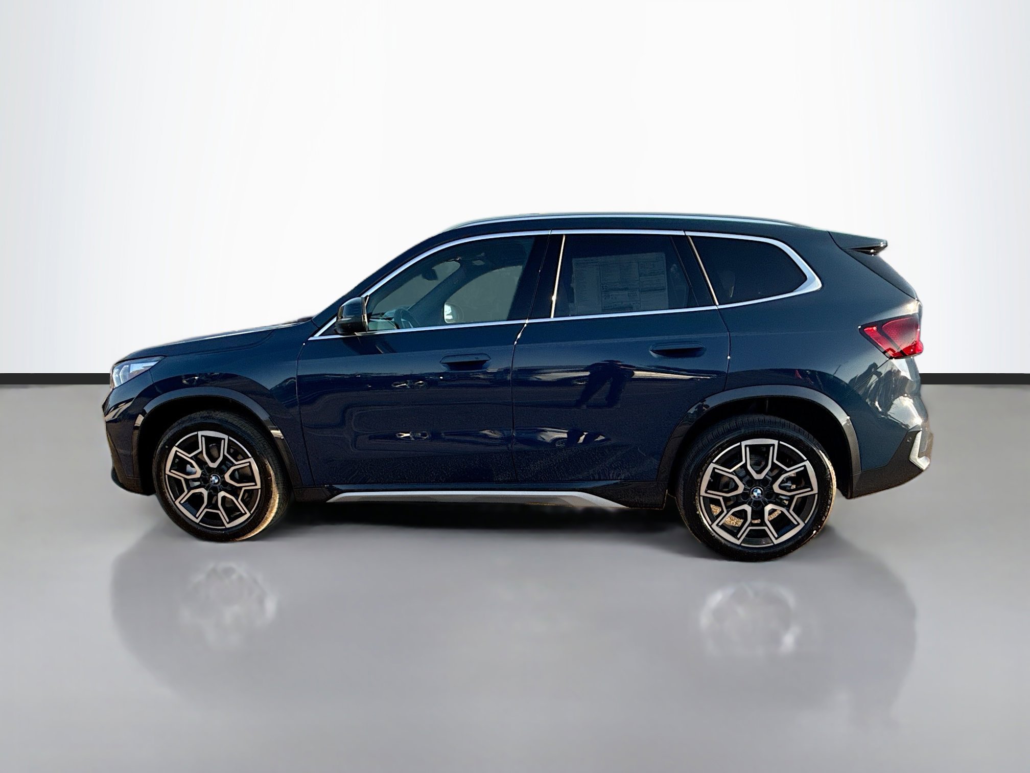 New 2026 BMW X1 xDrive28i w/ Technology Package image 6