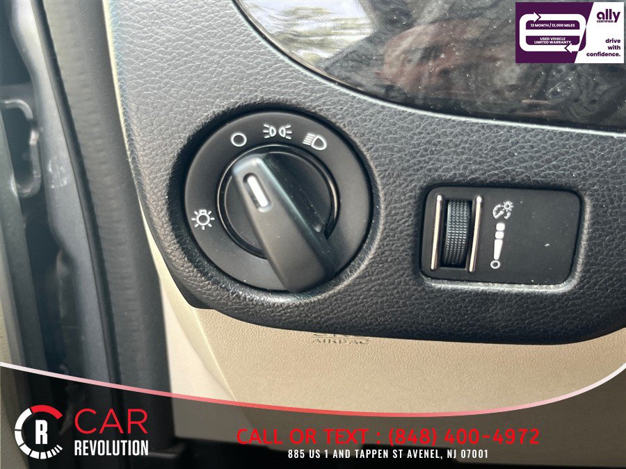 Used 2019 Dodge Grand Caravan SE FWD image 25