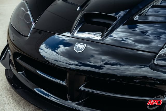 Used 2009 Dodge Viper ACR RWD image 24