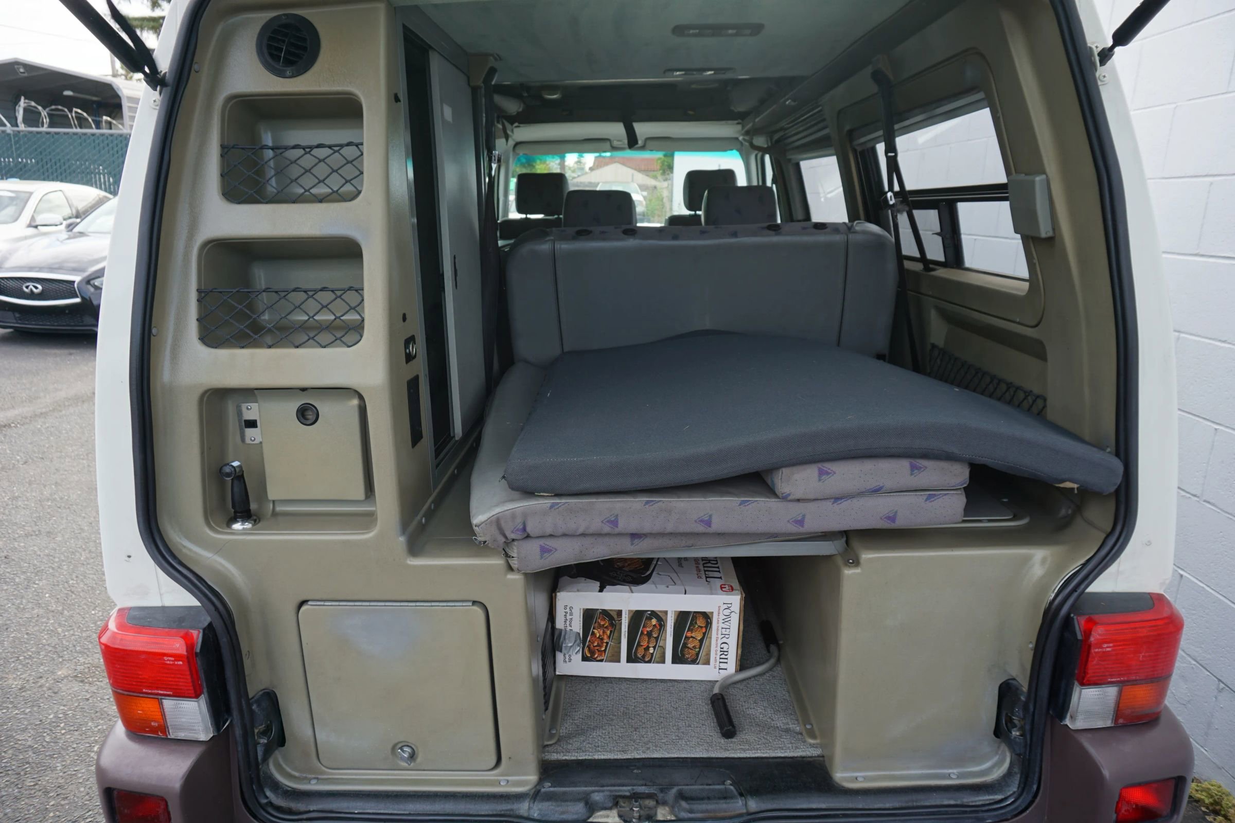 Used 1997 Volkswagen Eurovan Camper FWD image 20