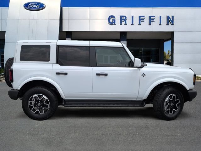 New 2026 Ford Bronco Outer Banks AWD/4WD image 3