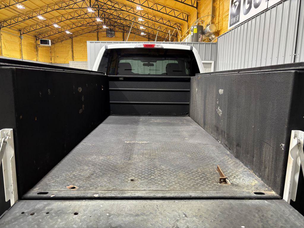 Used 2017 Ford F250 XL w/ Power Equipment Group AWD/4WD image 22