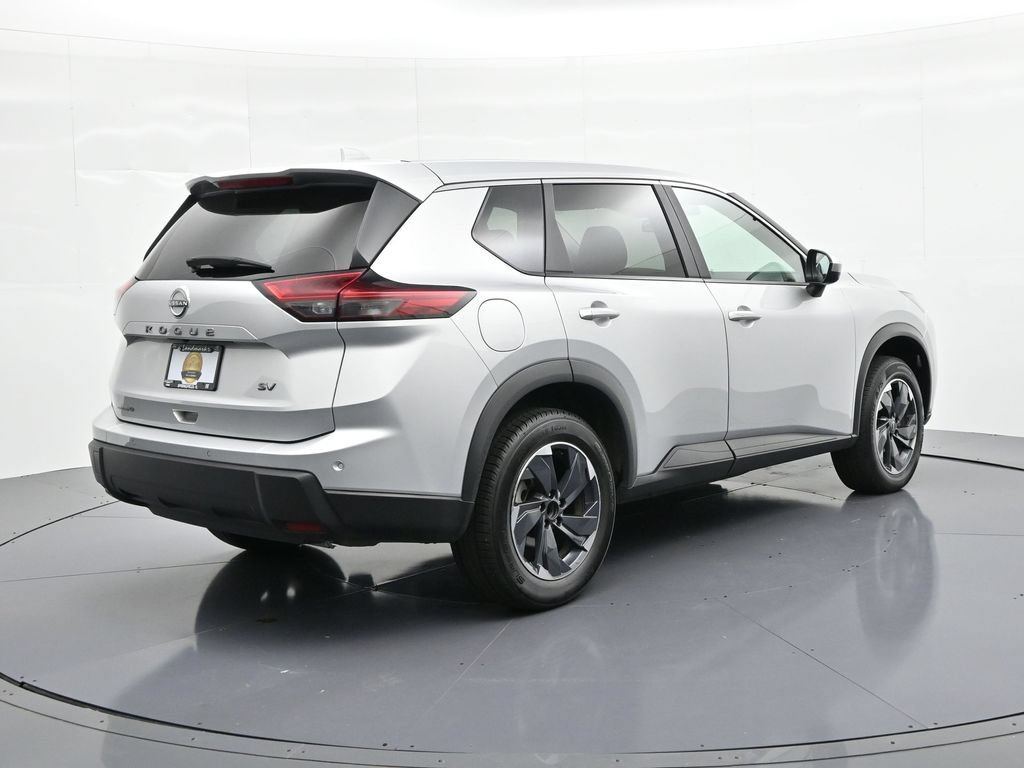 Used 2024 Nissan Rogue SV FWD image 6