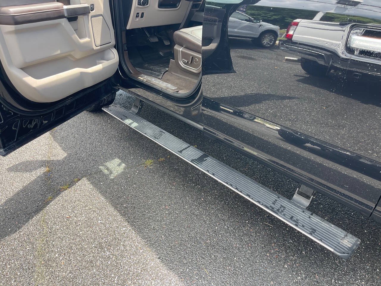 Used 2020 Ford F150 Limited w/ Trailer Tow Package AWD/4WD image 17