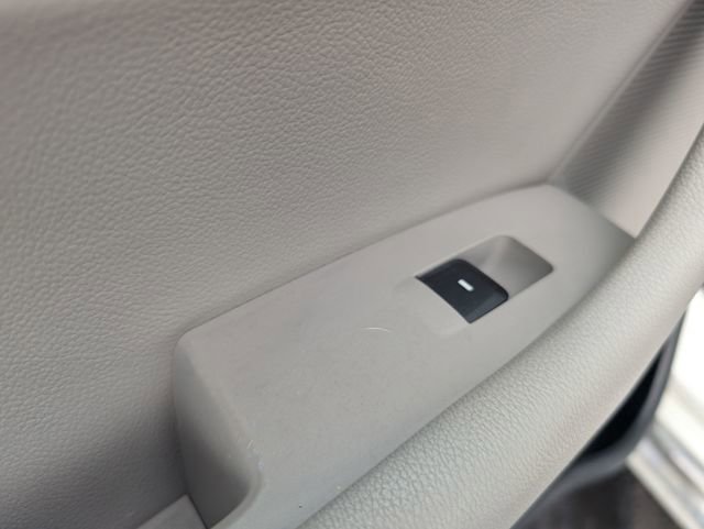 Used 2017 Hyundai Sonata Limited image 11