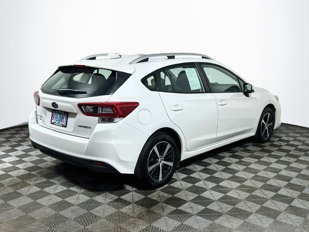 Used 2022 Subaru Impreza 2.0i Premium w/ Popular Package #3 AWD/4WD image 7
