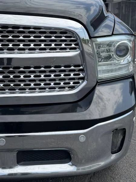 Used 2017 RAM 1500 Laramie w/ Convenience Group AWD/4WD image 9