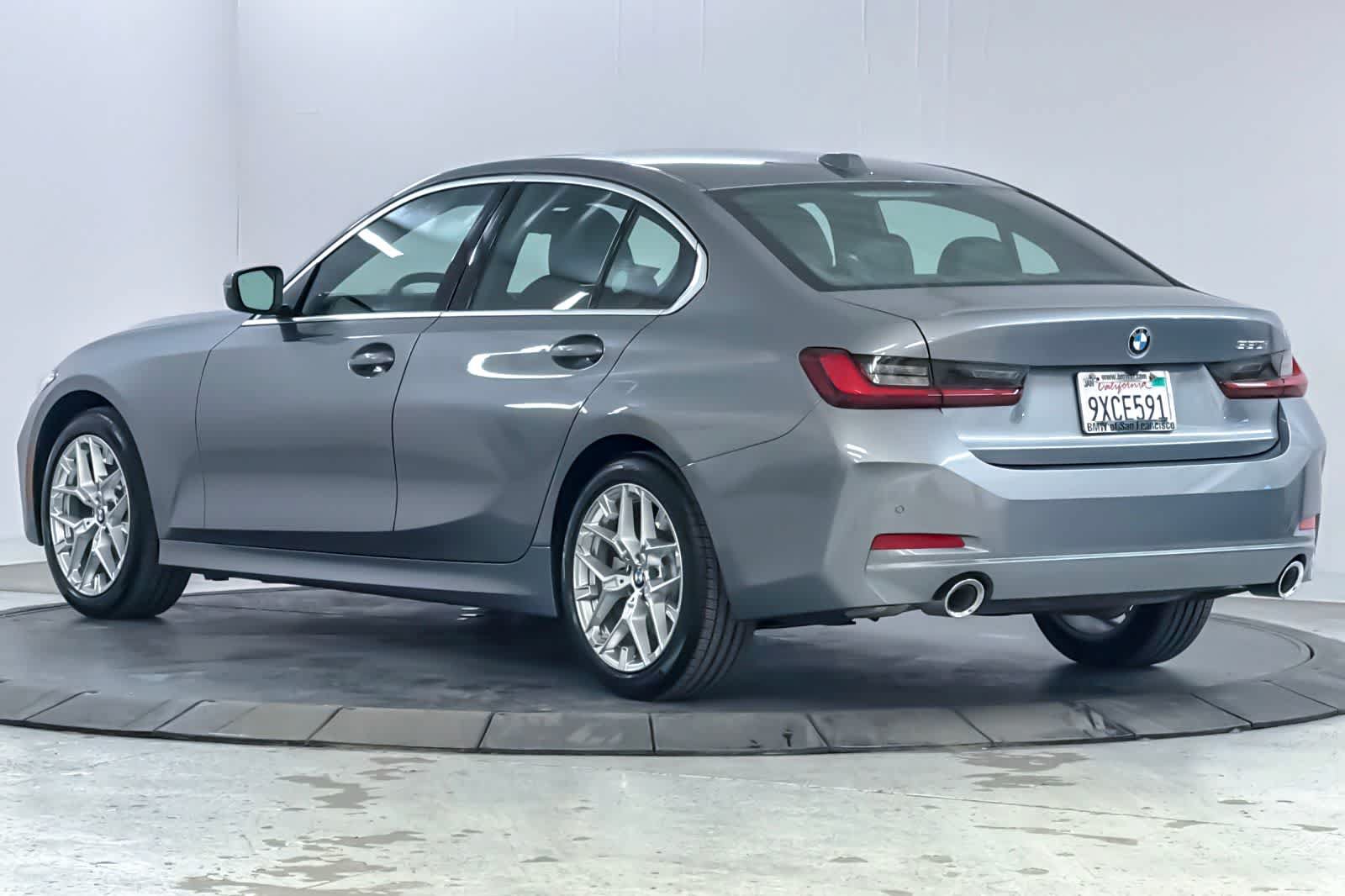 Used 2026 BMW 330i Sedan w/ Convenience Package RWD image 6