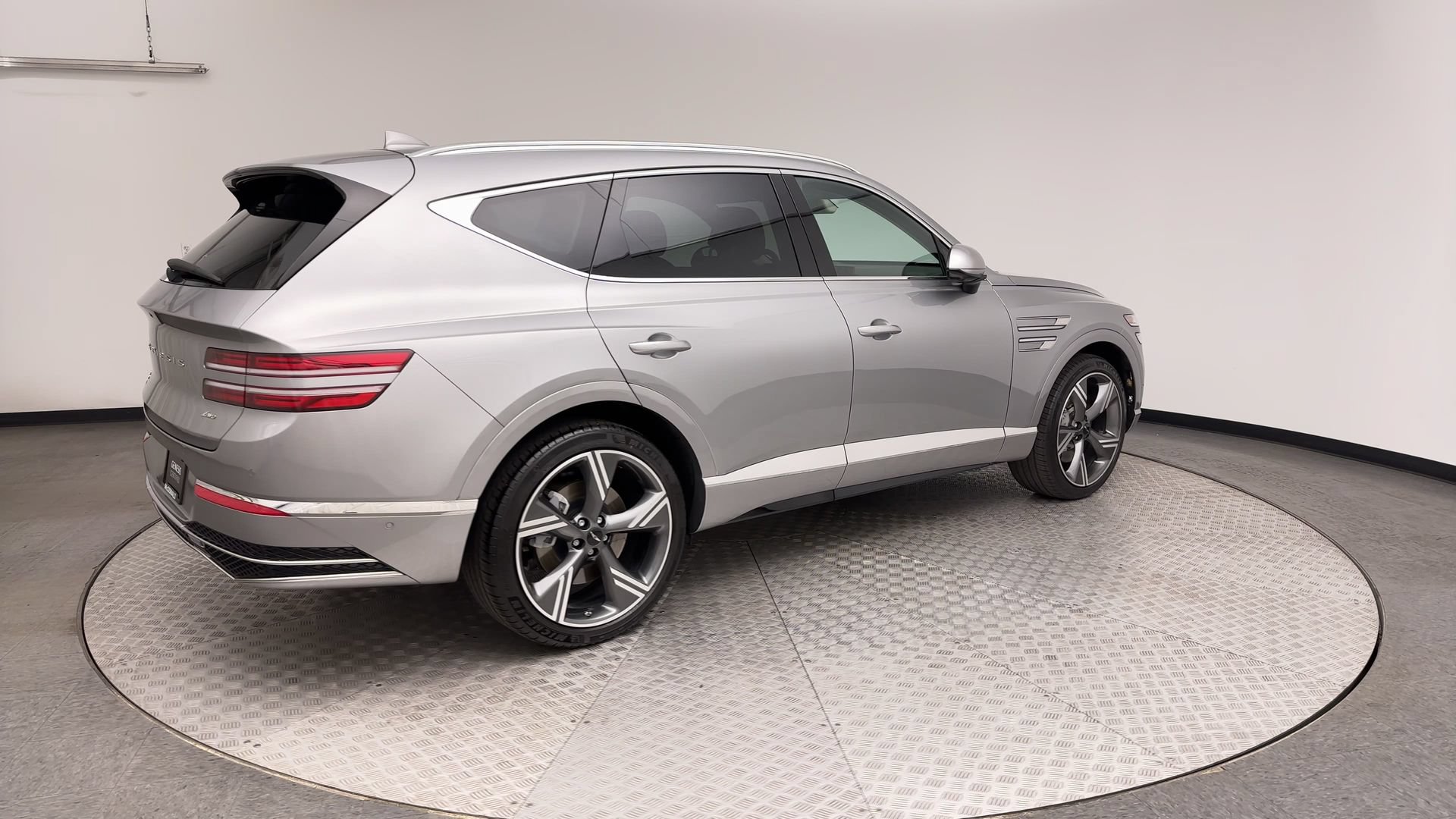 Certified 2026 Genesis GV80 2.5T Prestige AWD/4WD image 2
