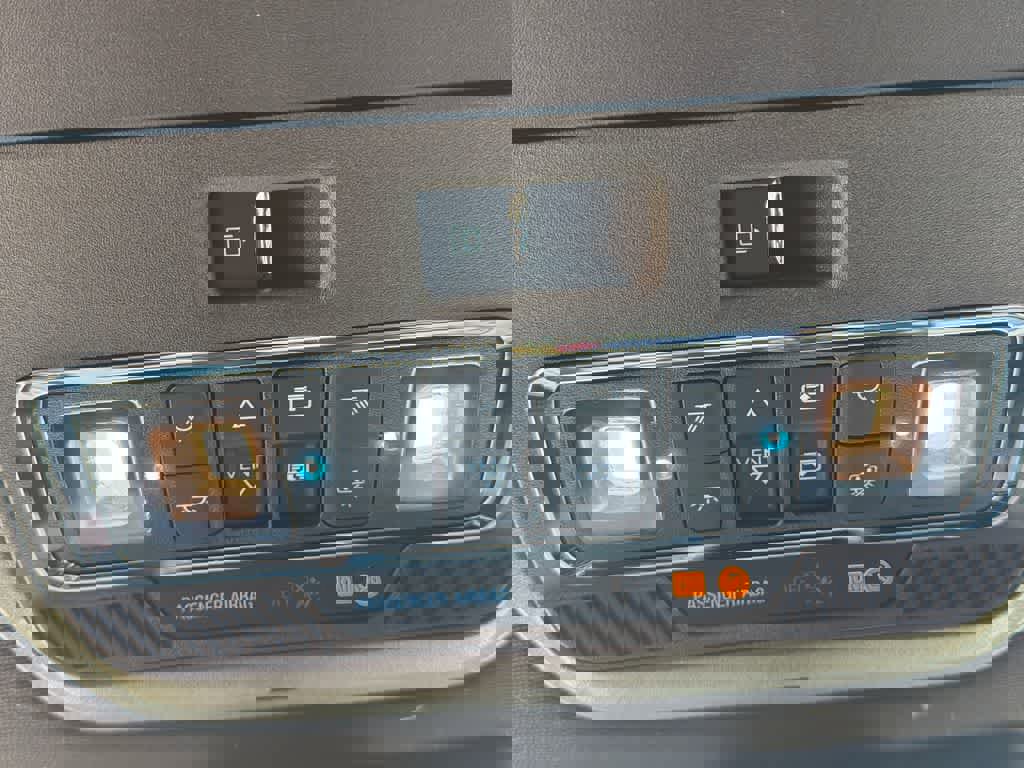 New 2026 Ford F250 King Ranch w/ Chrome Package image 30