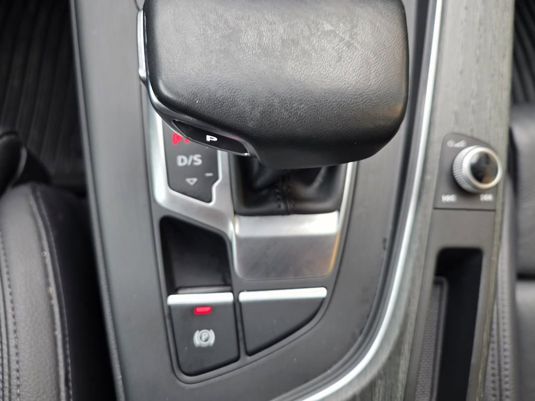 Used 2018 Audi A4 2.0T Ultra Premium Plus w/ Premium Plus Package FWD image 39